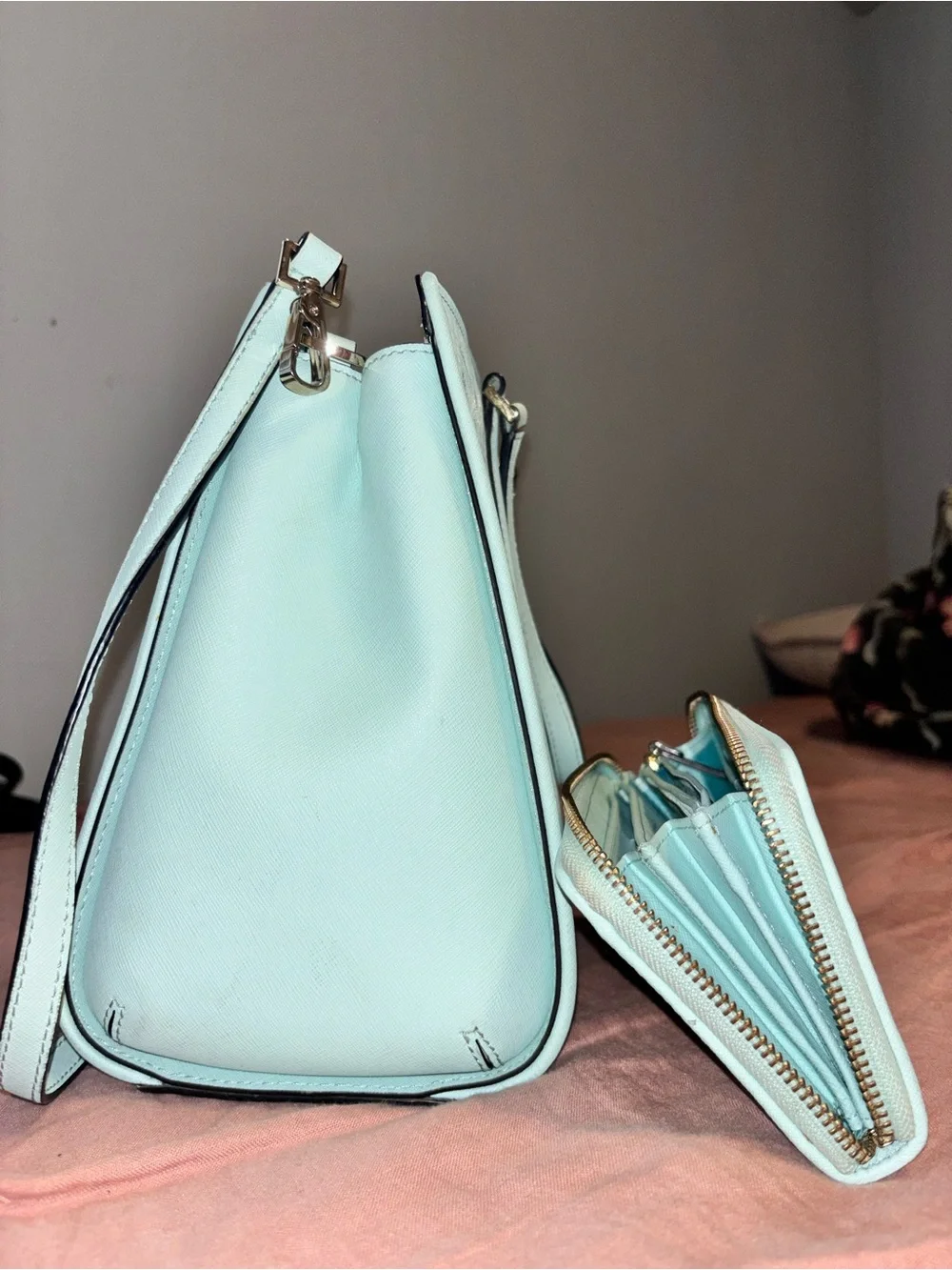 kate spade mint perforated tote with matching zip wallet